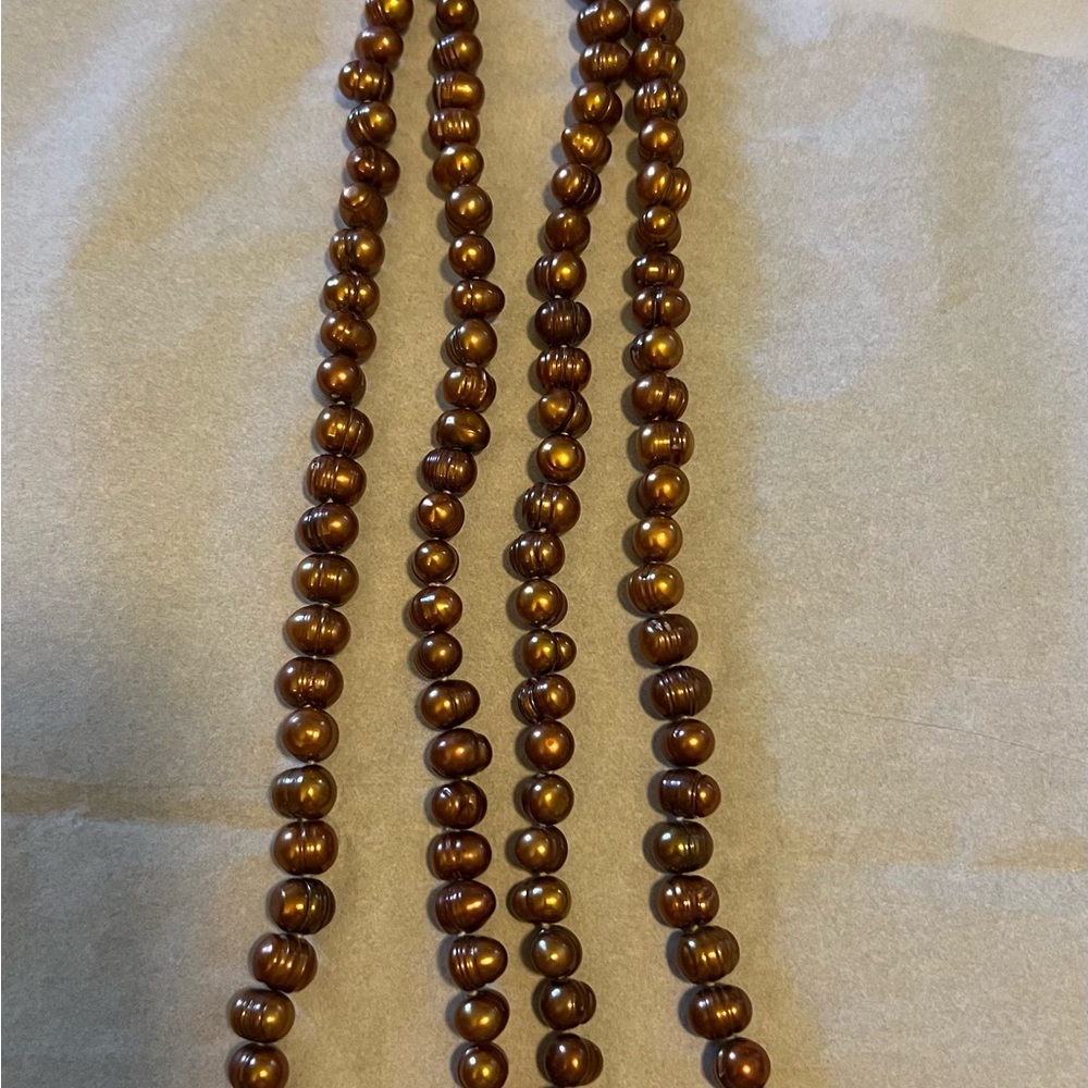 Elegant Brown-Gingerbread Pearl Necklace
